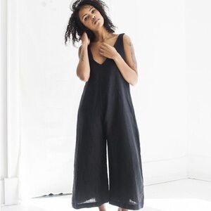 OZMA Black Wide-Leg V-Neck Jumpsuit